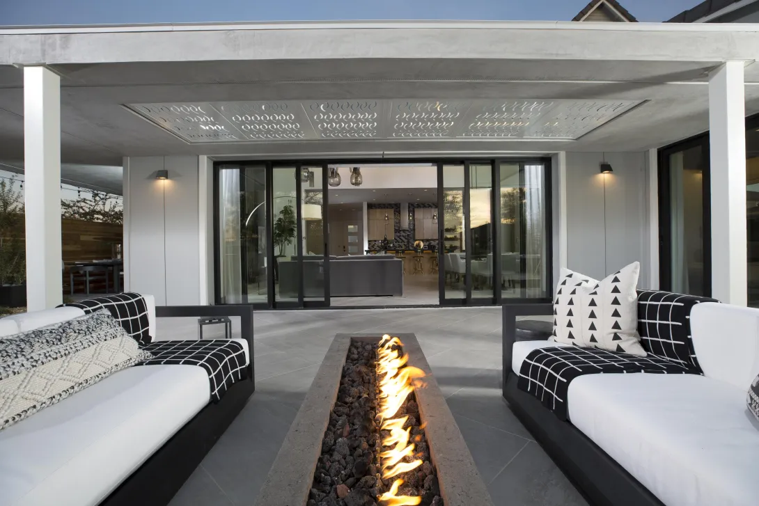 The MILGARD AX650 Moving Glass Wall combines size and aesthetics with impressive energy performance.