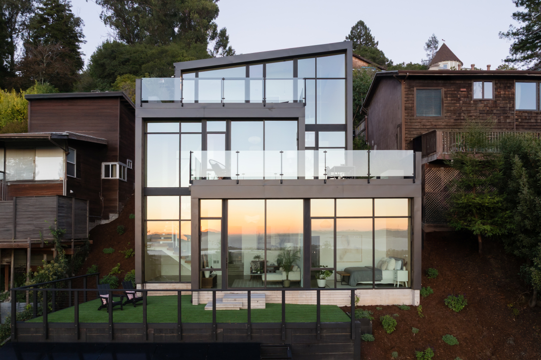 Western Window Systems' Series 8630 Fixed/Window Wall has been selected for the Popular Choice Vote in the Windows & Skylights category of Architizer Magazine’s A+ Product Awards.